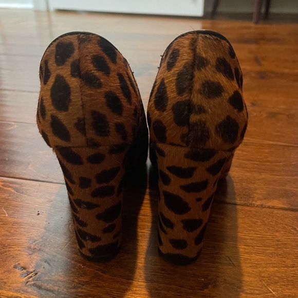 Vince Camuto hells - Picture 3 of 3